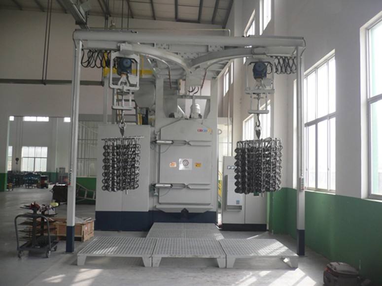 龍門式吊鉤拋丸機(jī) 龍門式吊鉤拋丸機(jī)